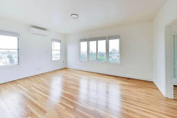 1BR/1BA Apartment on Emerson St · Oakland photo 2