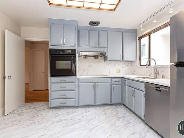 41 Dellbrook Ave San Francisco, CA 94131 photo 3