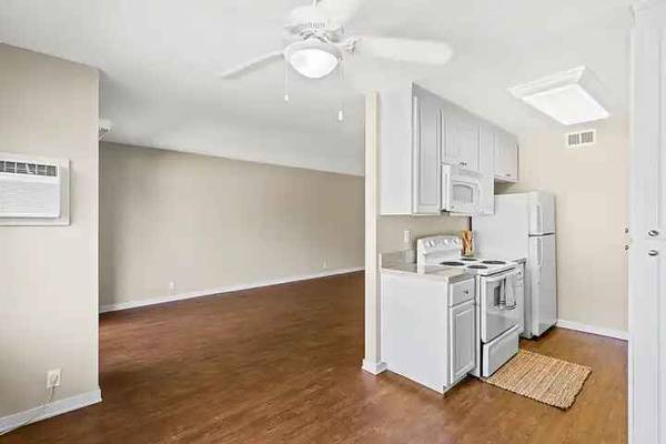 Apartments on California Street · Mountain View