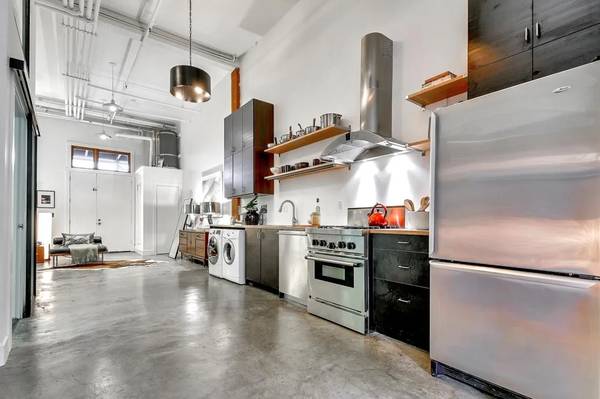 1BR/1BA Townhouse on Folsom St · San Francisco photo 2