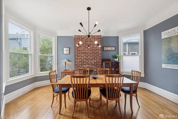 2BR/2BA Single Family House on Jackson St · San Francisco photo 5