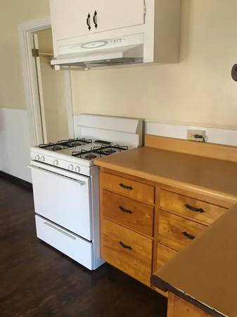 3BR/2BA Single Family House on Blackburn St · Santa Cruz photo 5