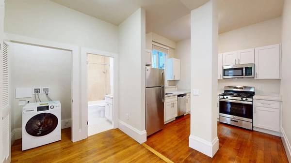 2BR/1BA Apartment · San Francisco photo 5