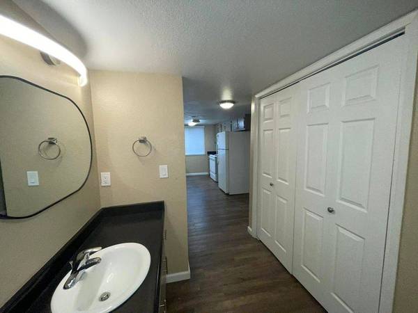 1BR/1BA Apartment · Novato photo 5