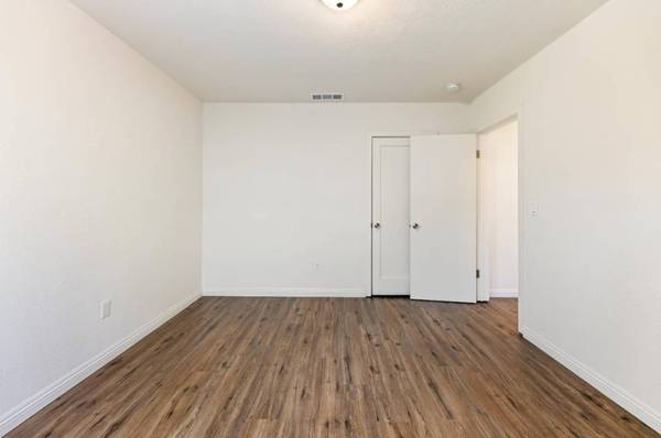1BR/1BA Apartment · San Francisco photo 3