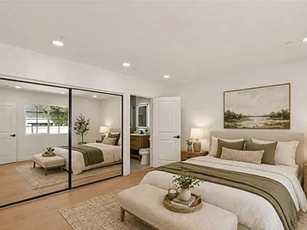 2BR/1BA Apartment · San Francisco photo 2