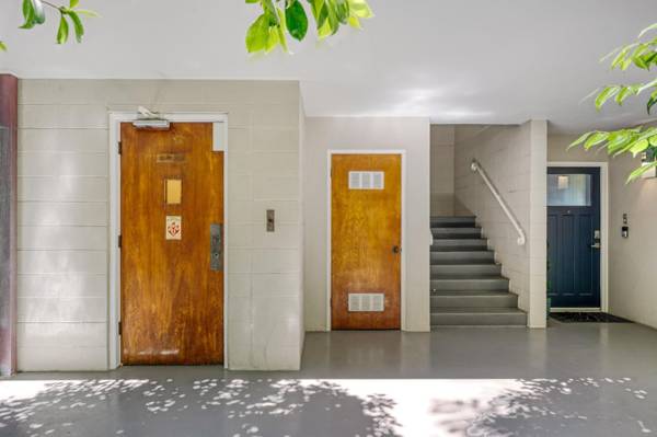 1BR/1BA Condo on W Cliff Dr · Santa Cruz photo 3
