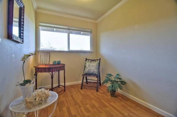 1BR/1BA Townhouse on Palo Verde Ter · Santa Cruz photo 4