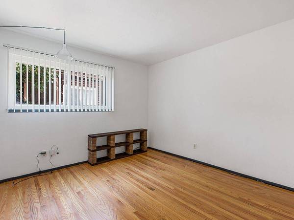 1BR/1BA Apartment · Aptos photo 2
