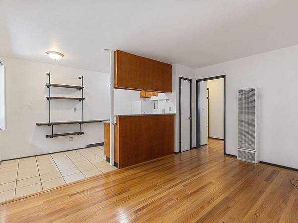 1BR/1BA Apartment · Aptos photo 4