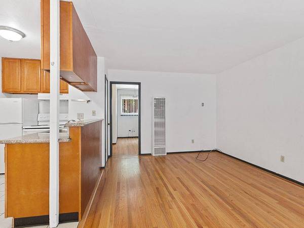 1BR/1BA Apartment · Aptos photo 5