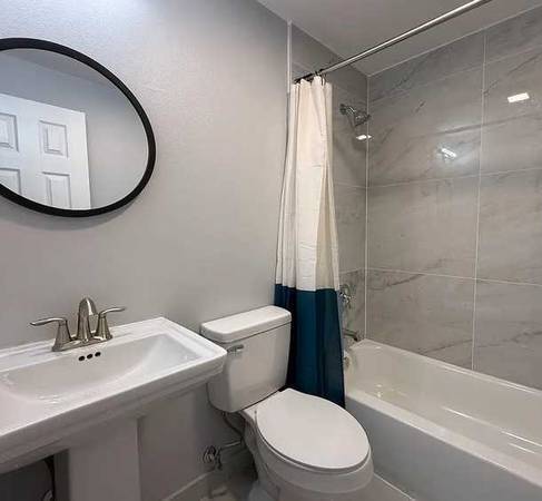 1BR/1BA Apartment · Astoria photo 3
