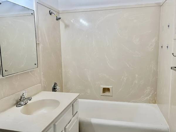 0BR/1BA Apartment on Webster St · San Francisco photo 4