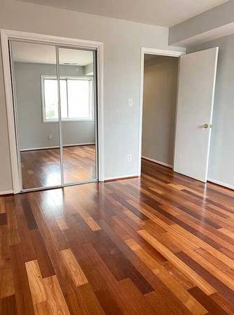 1BR/1BA Apartment · Oakland photo 2