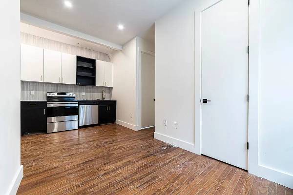2BR/1BA Apartment · Santa Rosa photo 5