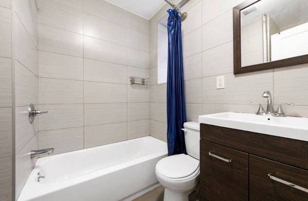 2BR/2BA Apartment · San Francisco photo 3