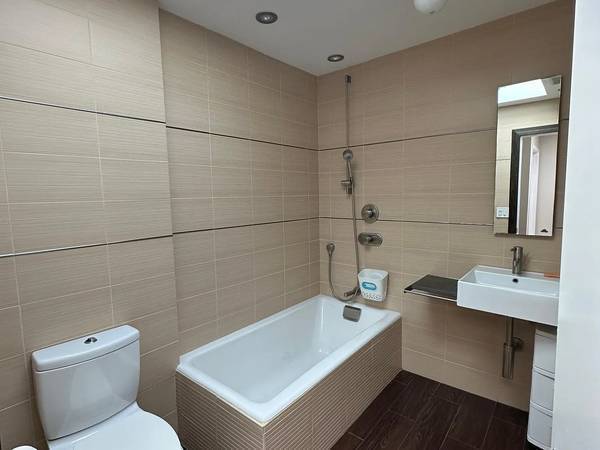 1BR/1BA Apartment · Staten Island photo 4