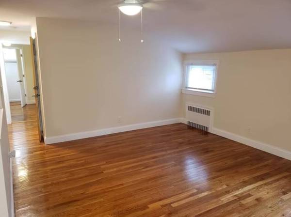 1BR/1BA Apartment · Mountain View photo 2