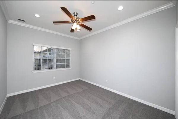 2BR/1BA Apartment · San Francisco photo 2