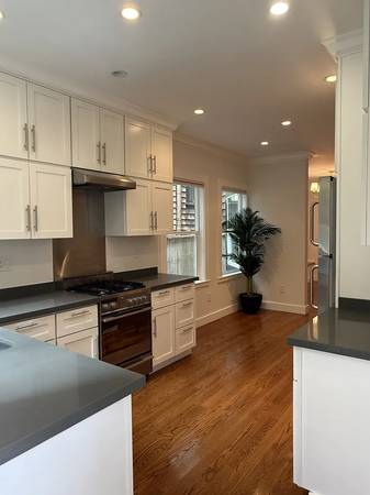 2BR/1BA Apartment · San Francisco photo 4