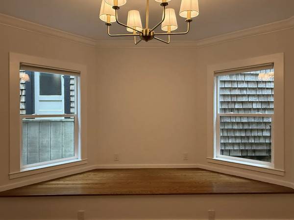 2BR/1BA Apartment · San Francisco photo 5