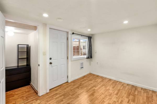 1BR/1BA Apartment · San Francisco photo 2