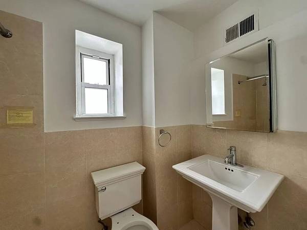 1BR/1BA Apartment on Wyckoff St · Brooklyn photo 3