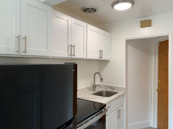 1BR/1BA Apartment · San Francisco photo 4