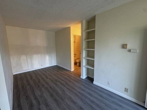 1BR/1BA Apartment · Santa Cruz photo 2