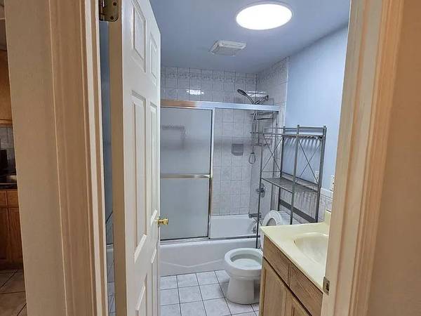 1BR/1BA Apartment · Santa Cruz photo 5