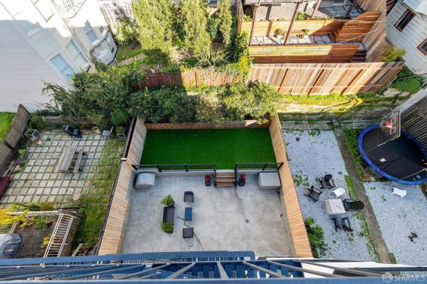 1624  Larkin photo 4