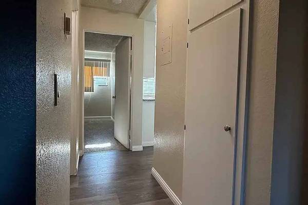 1BR/1BA Apartment · San Rafael photo 5