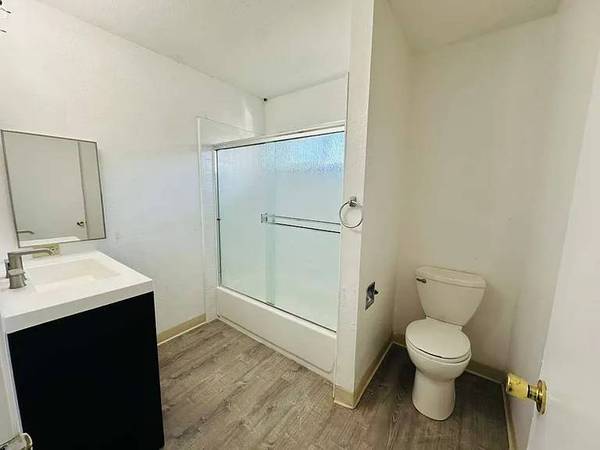 1BR/1BA Apartment · Novato photo 2