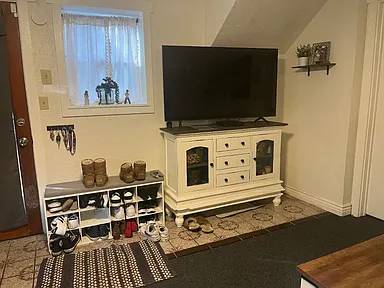 2BR/1BA Single Family House on Glen Haven Rd · Soquel photo 5