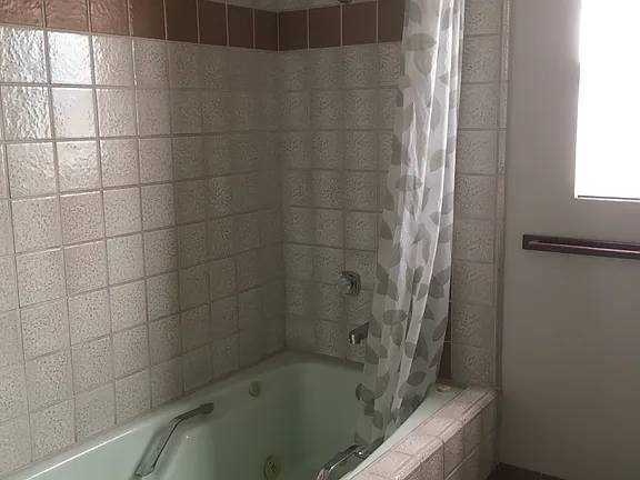 1BR/1BA Apartment · Sausalito photo 5