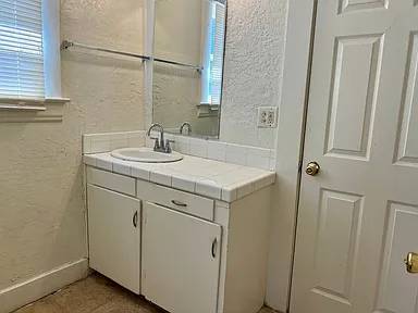 1BR/1BA Apartment · Scotts Valley photo 3