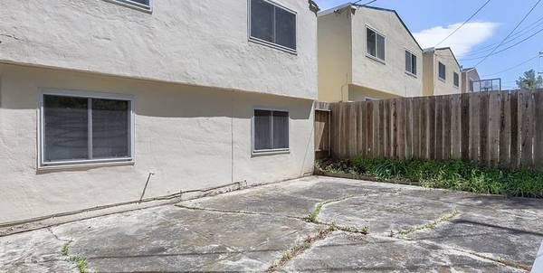 4BR/2BA Single Family House on Canterbury Ave · Daly City photo 3