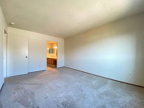 1BR/1BA Duplex on Terrace View Dr · Scotts Valley photo 5