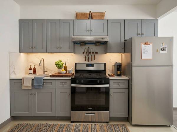 1BR/1BA Apartment · Van Nuys photo 4
