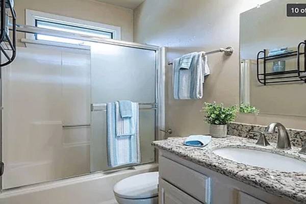 1BR/1BA Apartment · San Francisco photo 5