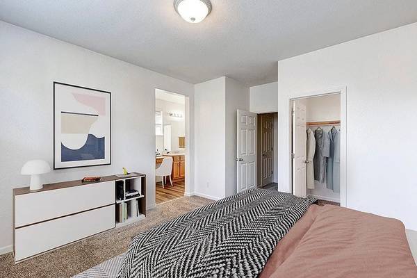 1BR/1BA Apartment · Berkeley photo 3