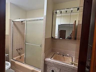 1BR/1BA Apartment · Astoria photo 3