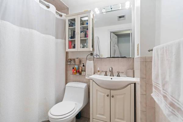1BR/1BA Apartment · San Francisco photo 4