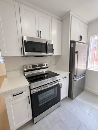 1BR/1BA Apartment · San Francisco photo 4