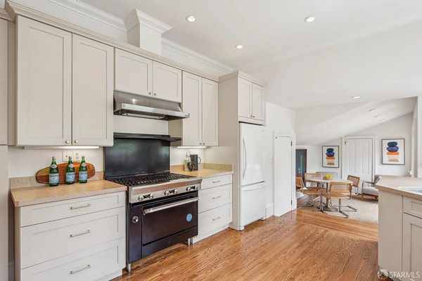 1BR/1BA Apartment · San Francisco photo 2