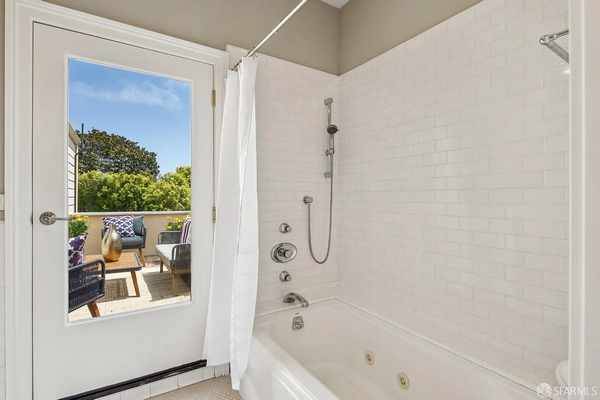 1BR/1BA Apartment · San Francisco photo 4