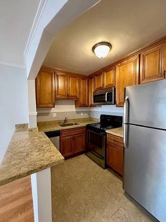 1BR/1BA Apartment · San Francisco photo 2