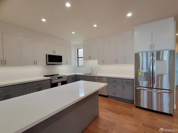 3BR/3BA Apartment · San Francisco photo 2