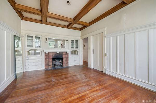 1BR/1BA Single Family House on Leavenworth St · San Francisco photo 3