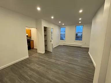 1BR/1BA Apartment · San Francisco photo 2